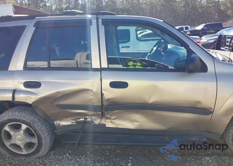 2006 Chevrolet Trailblazer Ls z USA, uszkodzony, nr VIN 1GNDS13S062355060